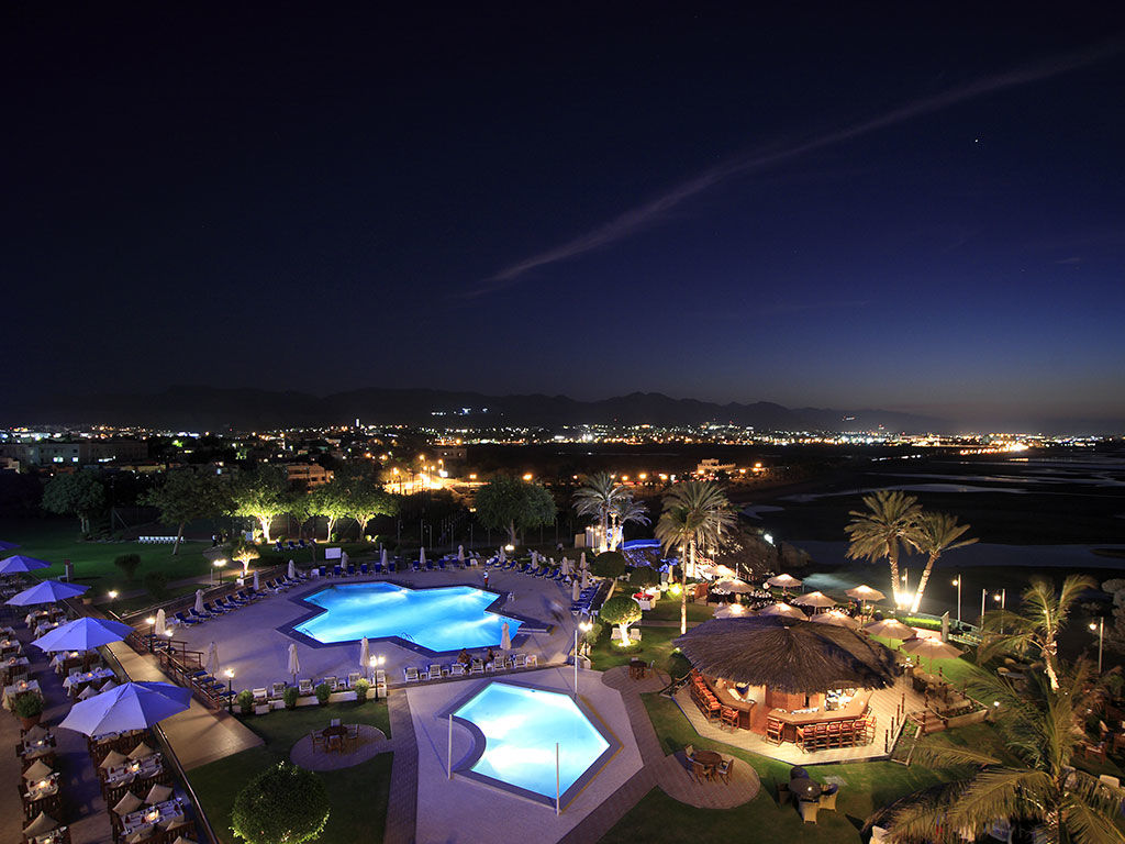 Oman - Hotel Crowne Plaza Muscat 4*